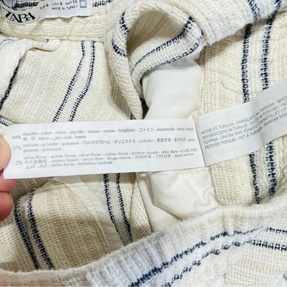 Zara vertical relaxed striped cotton blend pants. Size S. Light Summer vacation